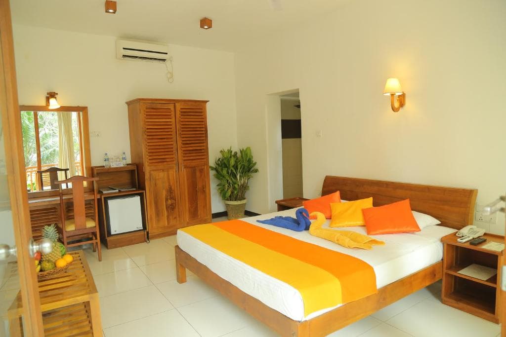 Budget Double or Twin Room view 1